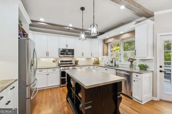 6385 Grand Magnolia Drive, Sugar Hill, GA 30518