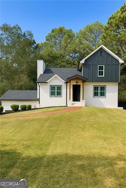 2048 Kelvin Drive, Lawrenceville, GA 30043