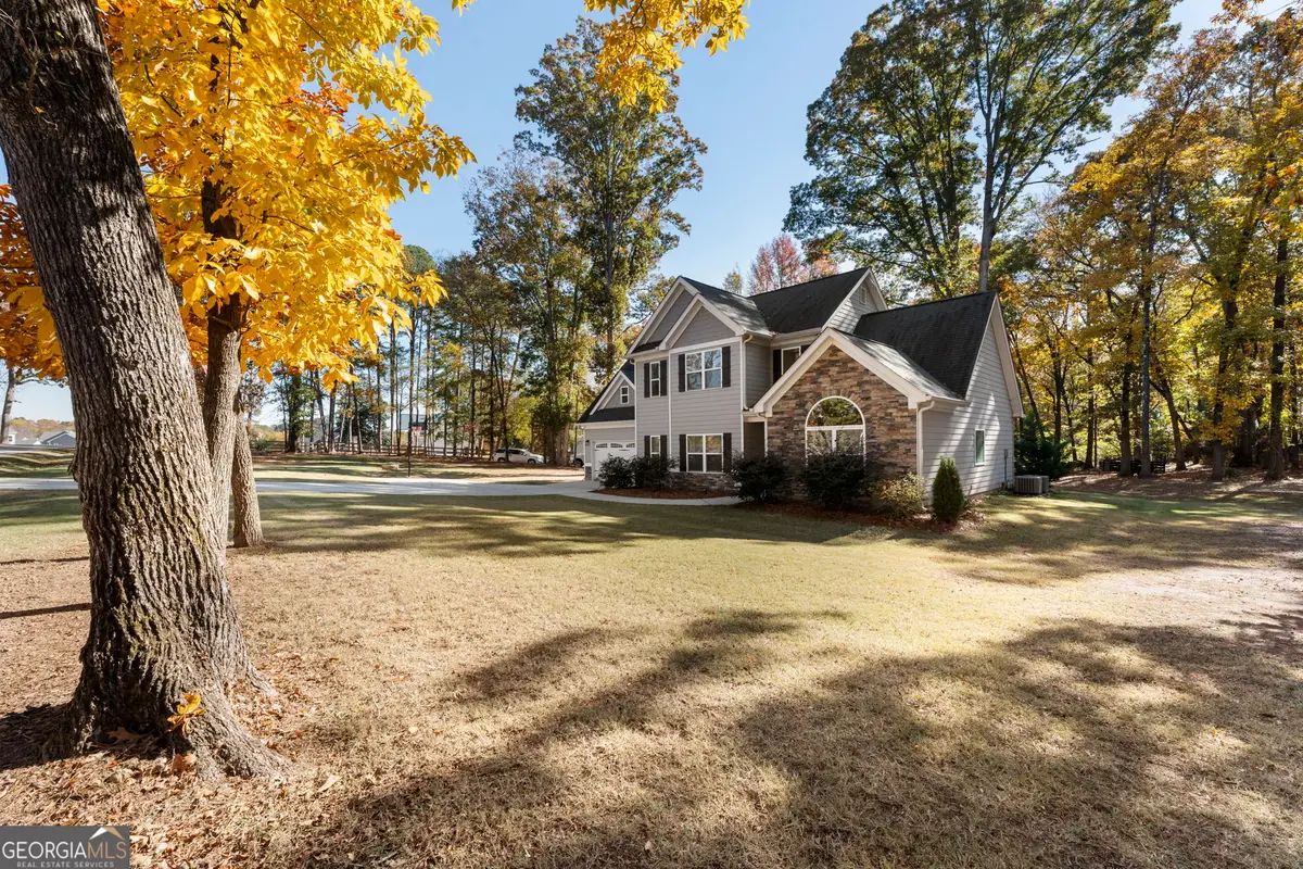 732 E Jefferson Street, Hoschton, GA 30548 - Image #1