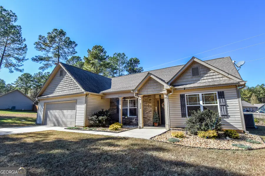 254 Needleleaf Drive, Barnesville, GA 30204 - Image #2