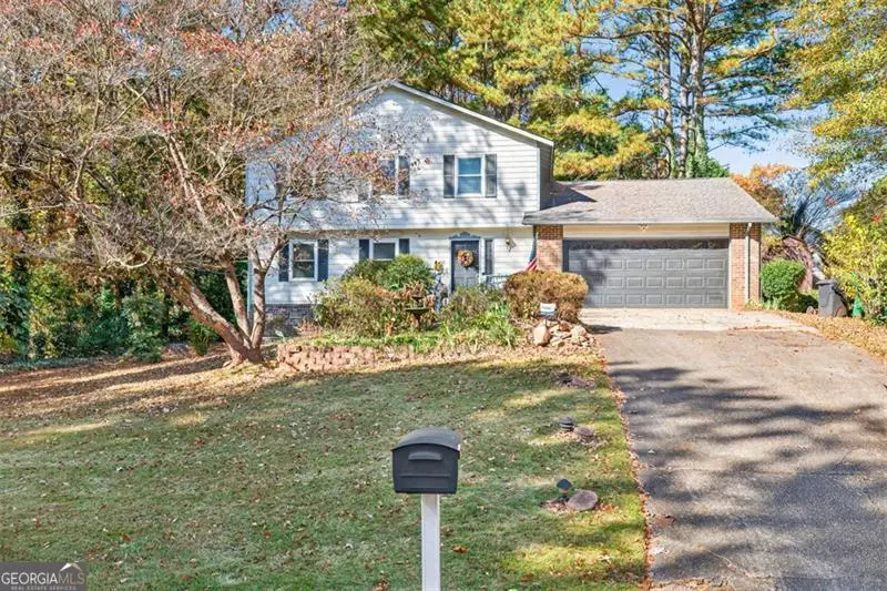 1075 Westchester Drive Sw, Lilburn, GA 30047 - Image #2