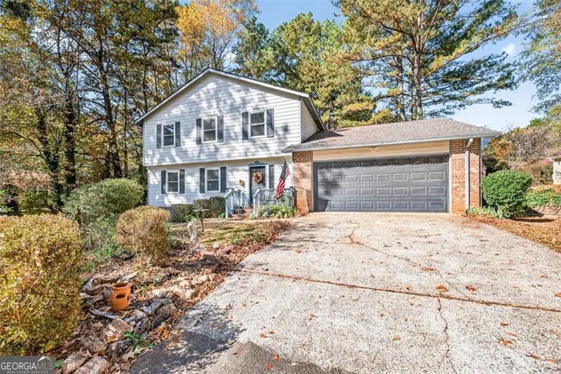 1075 Westchester Drive Sw, Lilburn, GA 30047 - Image #3