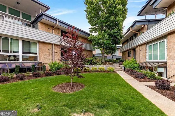 4345 Chastain Walk Ne #45, Atlanta, GA 30342