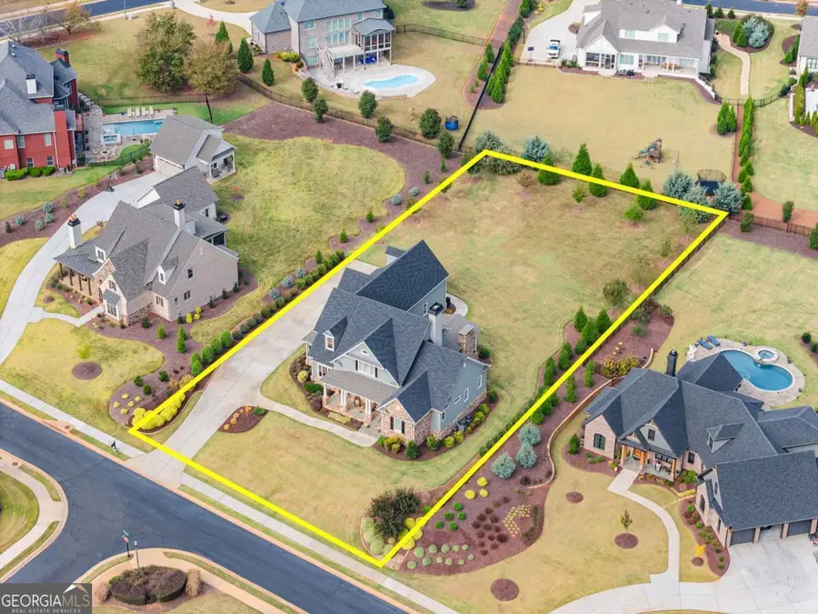 5329 Retreat Drive, Flowery Branch, GA 30542 - Image #3