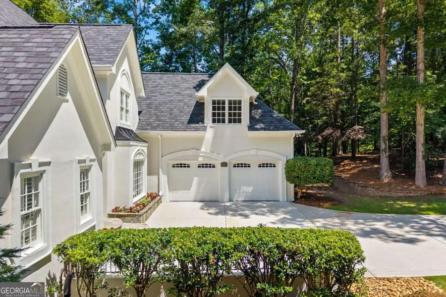 12180 Lonsdale Lane, Roswell, GA 30075 - Image #2