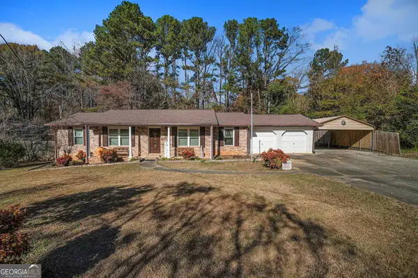 2436 Falls River Drive, Lithia Springs, GA 30122