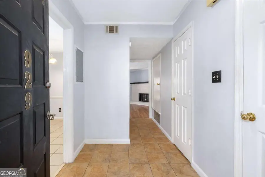 929 Glynn Oaks Drive, Clarkston, GA 30021 - Image #2