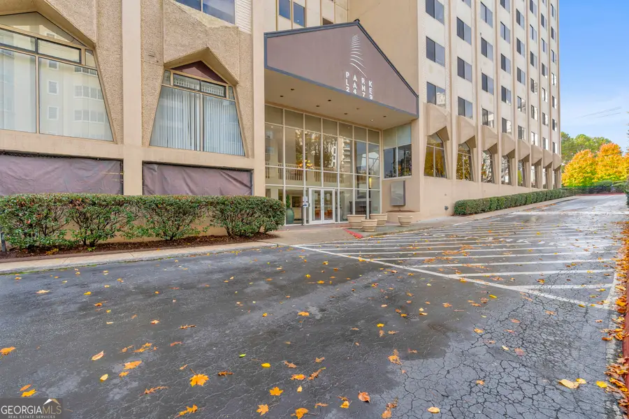 2479 Peachtree Road Ne #APT 506, Atlanta, GA 30305 - #3