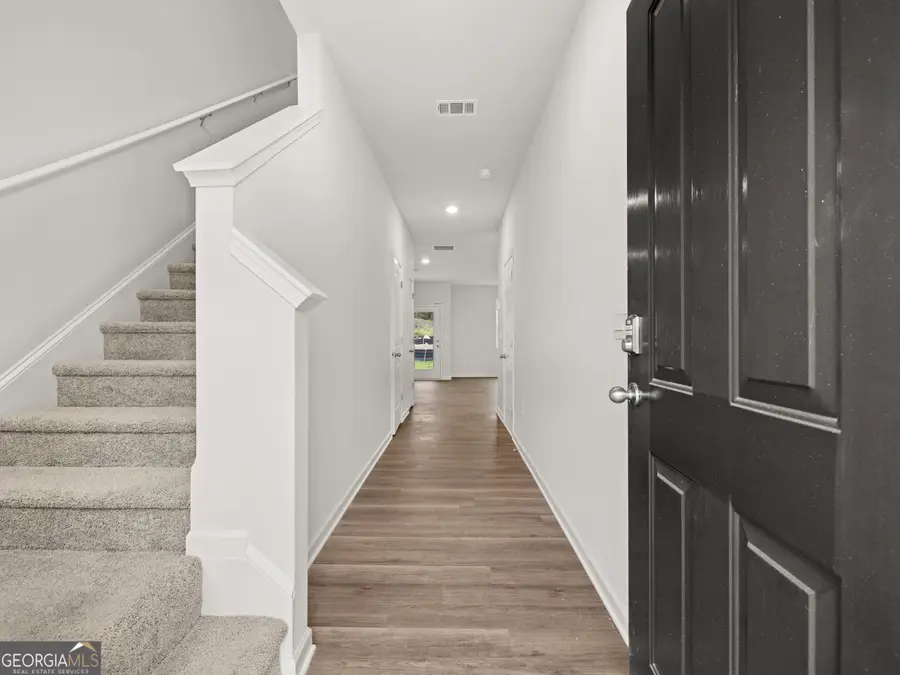 5981 Skylar Drive, Atlanta, GA 30336 - Image #2