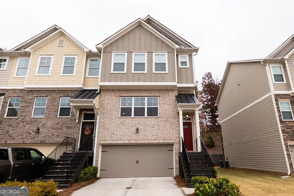 2527 Hedgeway Circle, Kennesaw, GA 30144 - Image #1