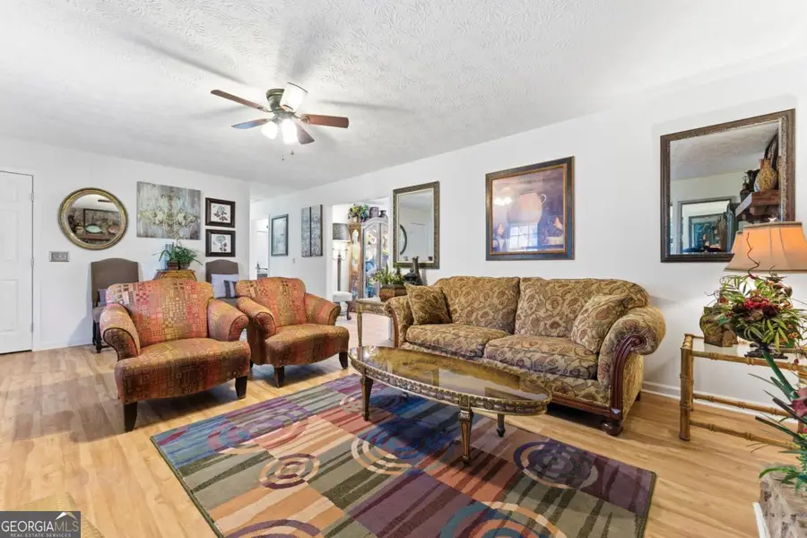 332 Pine Acres Drive, Canton, GA 30115 - Image #2