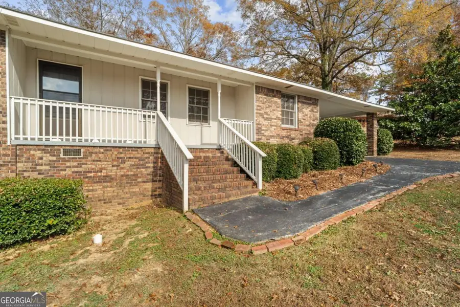 201 Crestmont Drive, Calhoun, GA 30701 - Image #3
