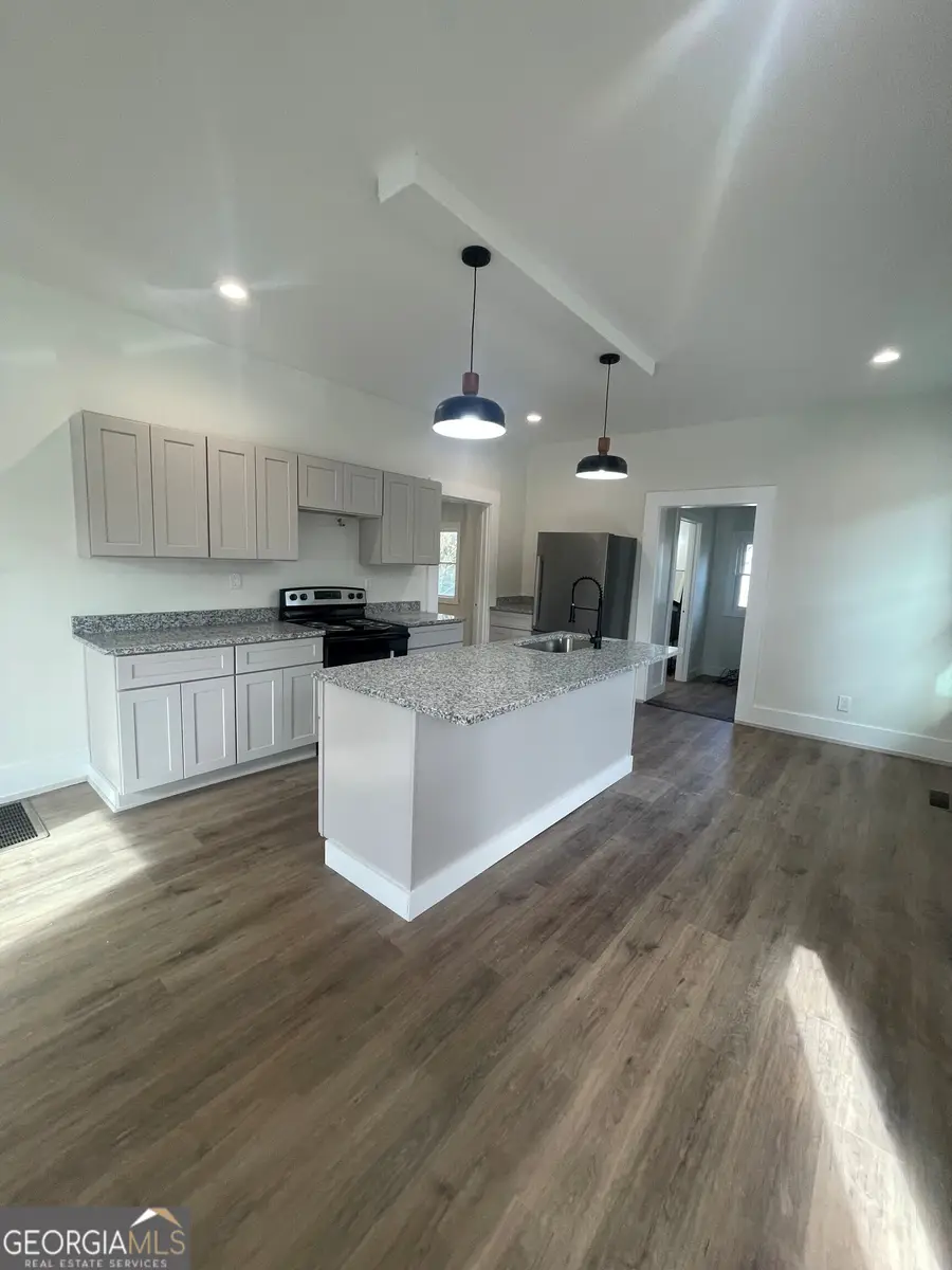 300 Granite Street, Hogansville, GA 30230 - Image #3