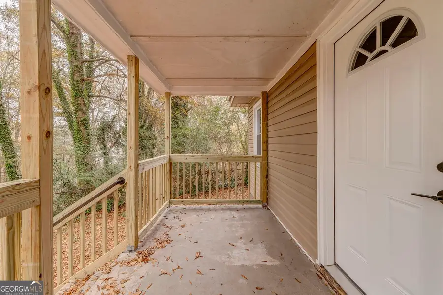 43 King Bee Circle Ne, Rome, GA 30161 - Image #2
