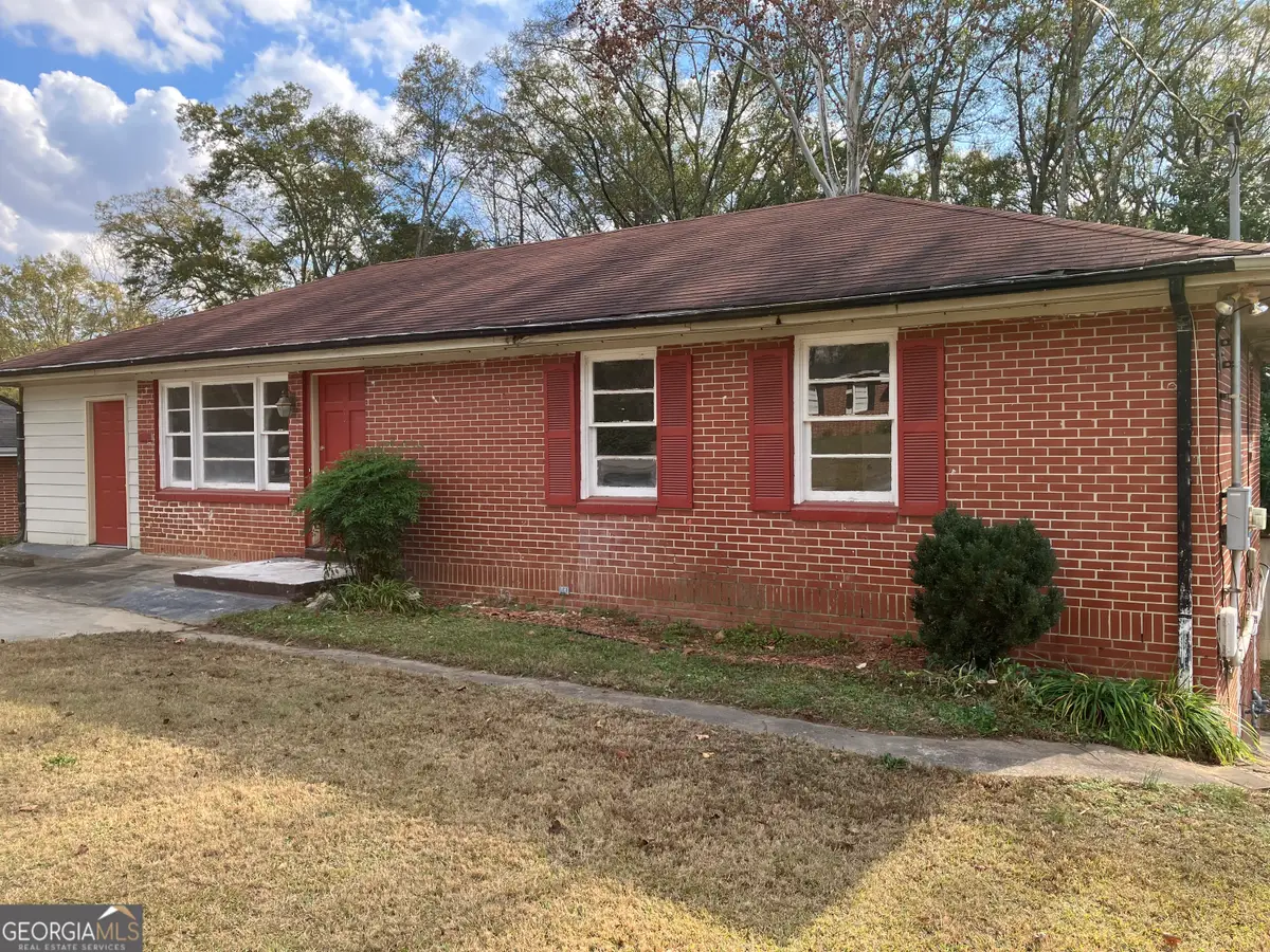 1031 Pine Street Ne, Conyers, GA 30012 - Image #1