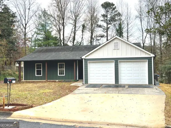 1260 Della Way, Lawrenceville, GA 30043