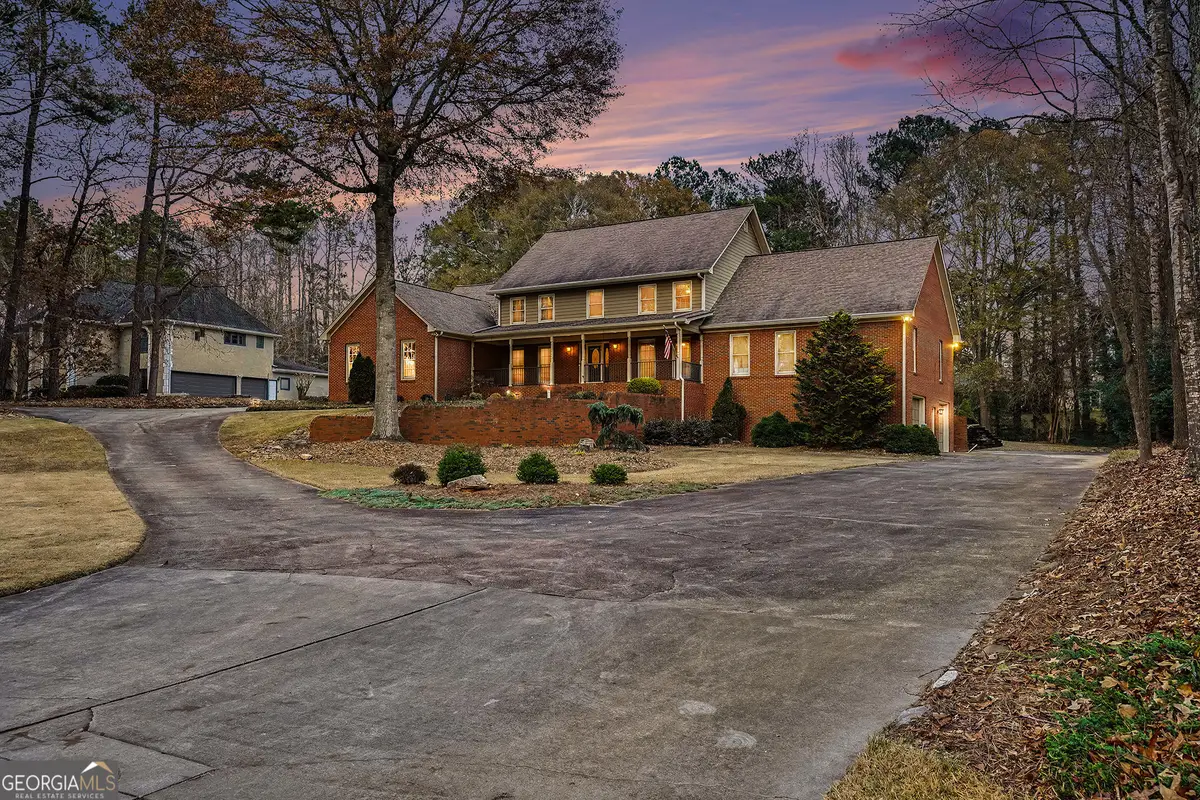 8566 Shoreline Drive, Jonesboro, GA 30236 - Image #1