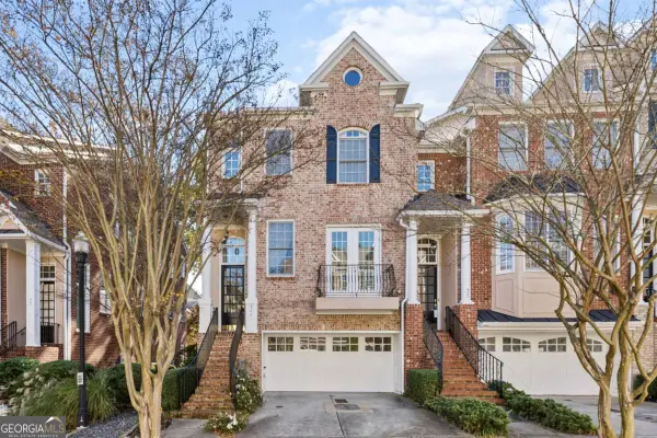 987 Emory Parc Place, Decatur, GA 30033