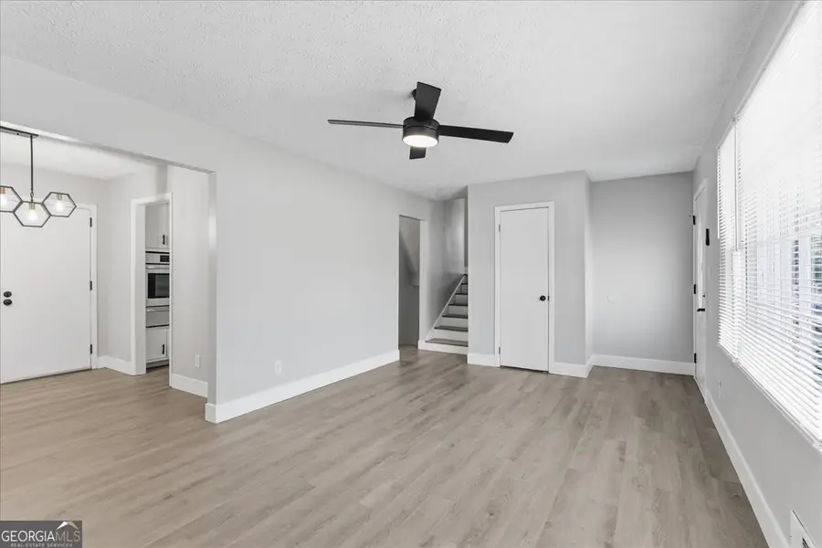 5674 Sandhurst Drive, Forest Park, GA 30297 - Image #3