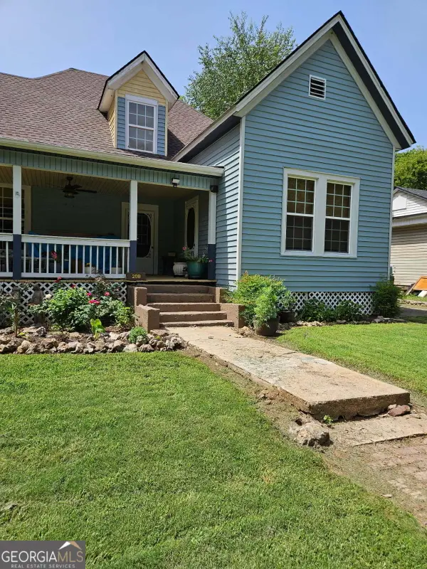 209 Gordon Avenue, Calhoun, GA 30701