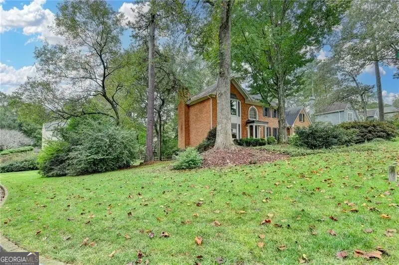 105 May Glen Way, Roswell, GA 30076 - Image #2