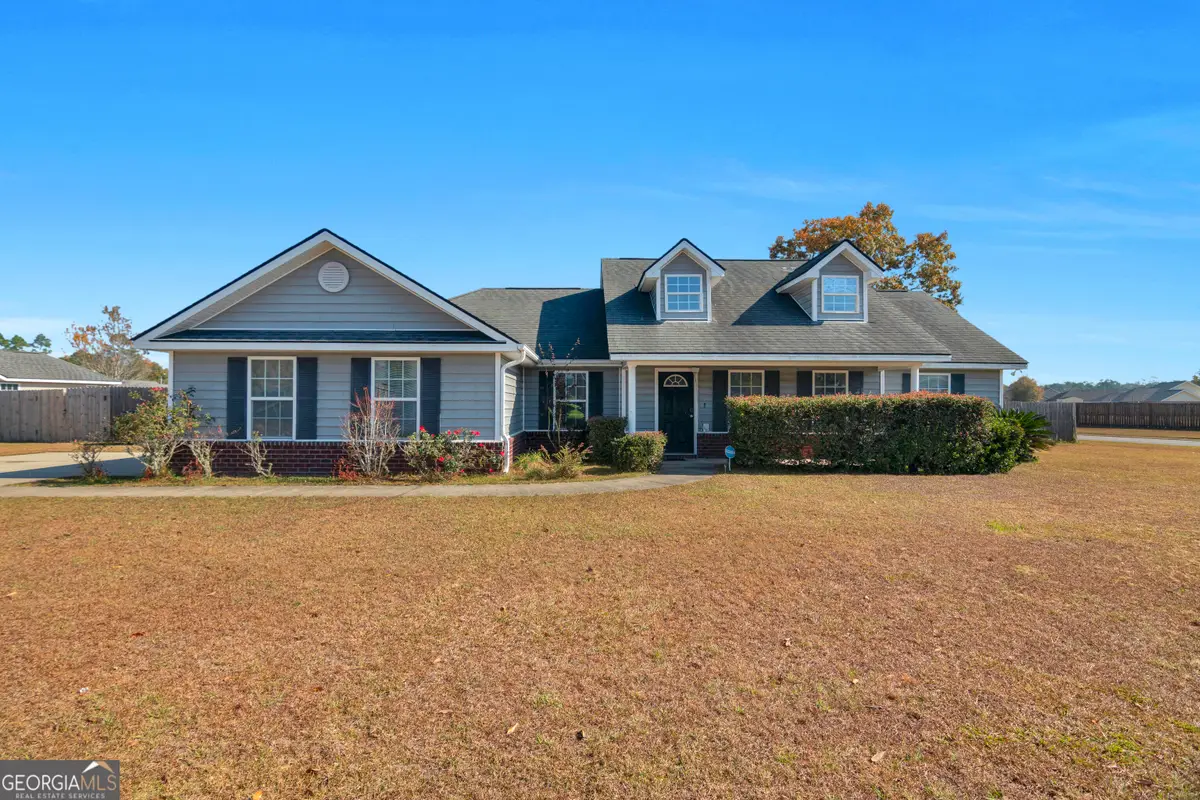 242 Parish Loop, Hinesville, GA 31313 - Image #1