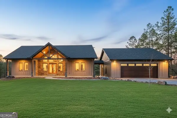 2468 Twisted Oak Road, Talking Rock, GA 30175