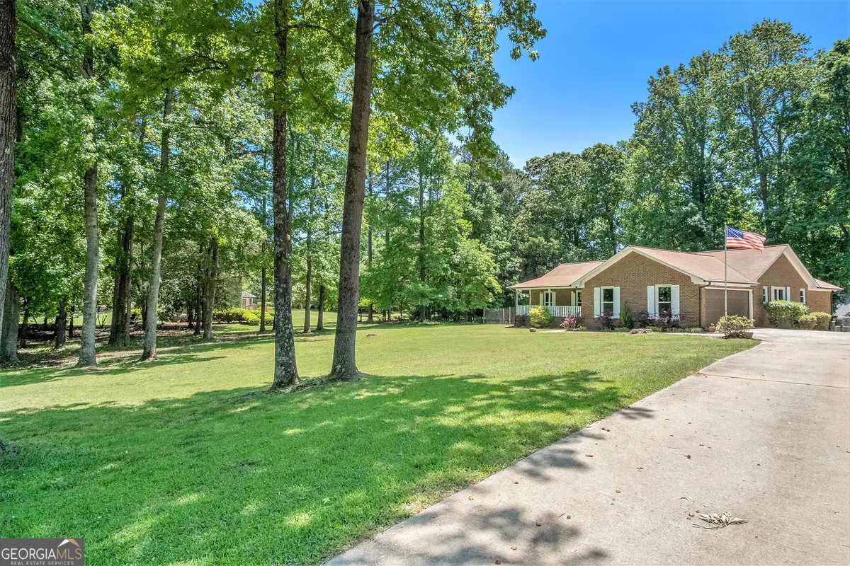 2260 Castle Lake Drive, Tyrone, GA 30290 - Image #1