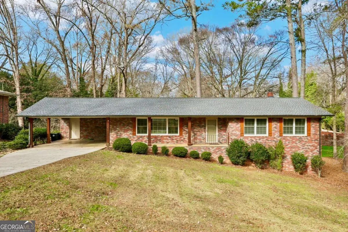 1505 Robinhood Trail, Gainesville, GA 30501 - Image #1