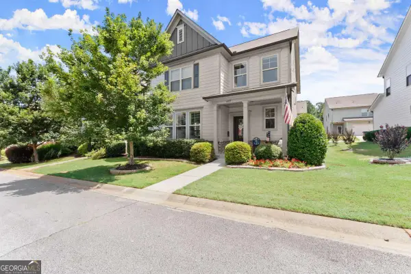 6021 Harbour Mist Drive, Flowery Branch, GA 30542