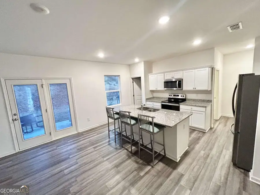 129 Carnaby Street, Winder, GA 30680 - Image #2