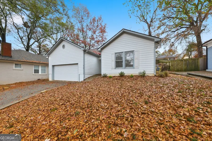 948 Byron Drive Sw, Atlanta, GA 30310 - Image #2