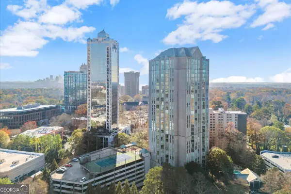 2870 Pharr Court South Nw #2210, Atlanta, GA 30305