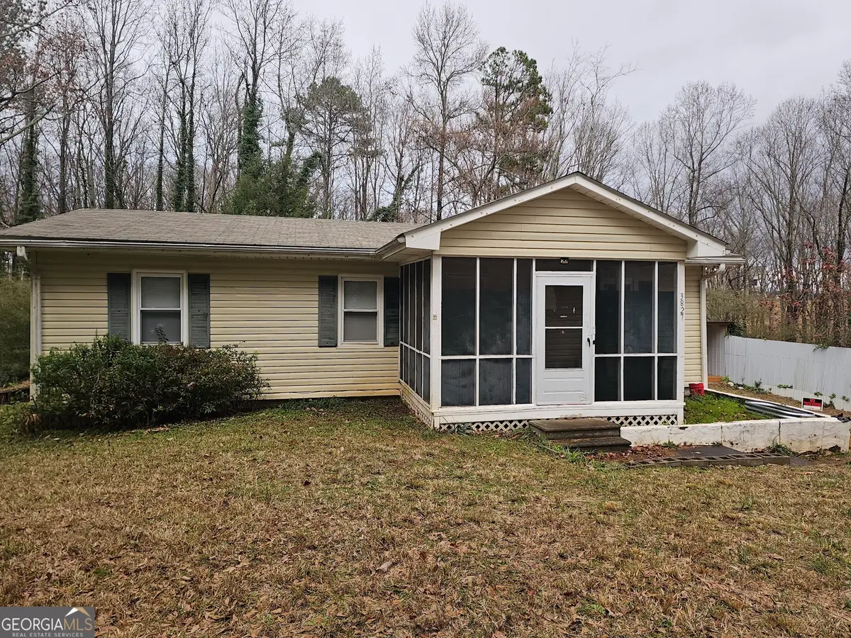 3827 Chadwick Drive, Flowery Branch, GA 30542 - Image #1