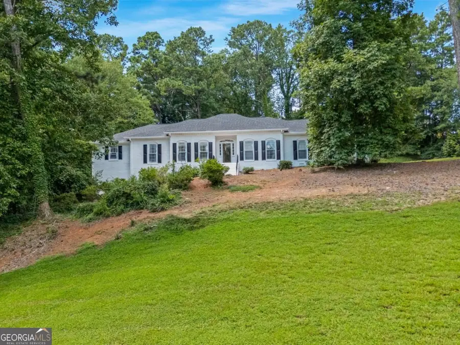 1080 Huntcliff Ne, Sandy Springs, GA 30350 - Image #2