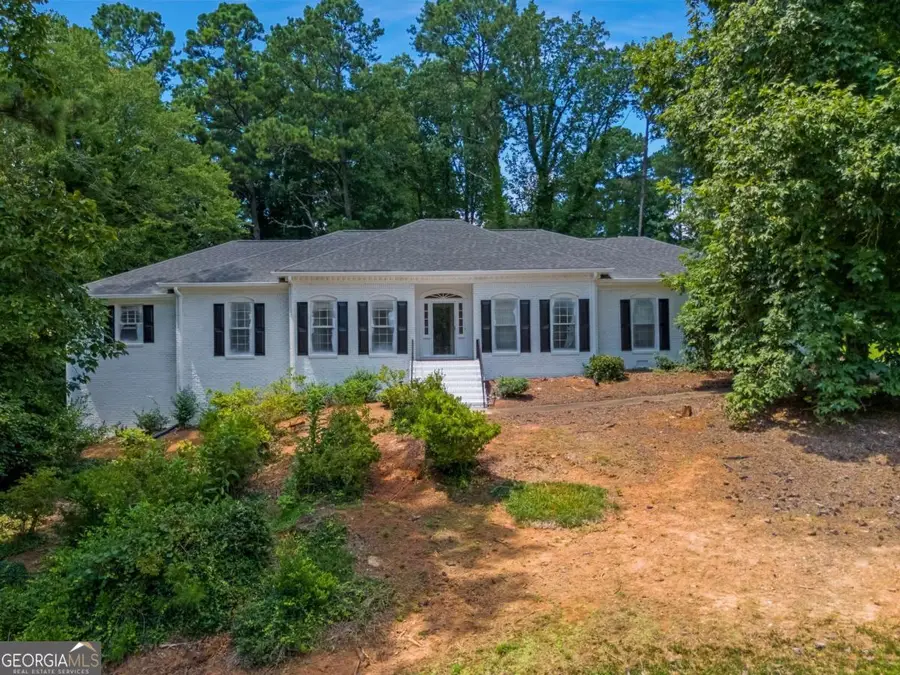 1080 Huntcliff Ne, Sandy Springs, GA 30350 - Image #3