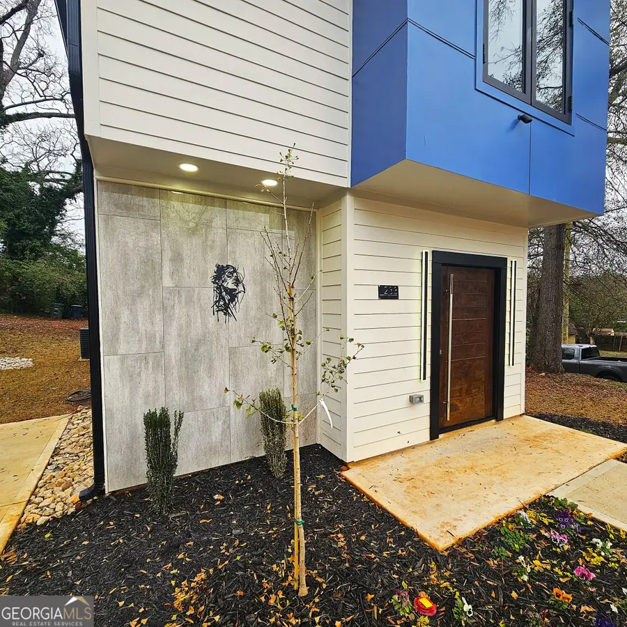 233 E Tinsley Street, Griffin, GA 30223 - Image #2