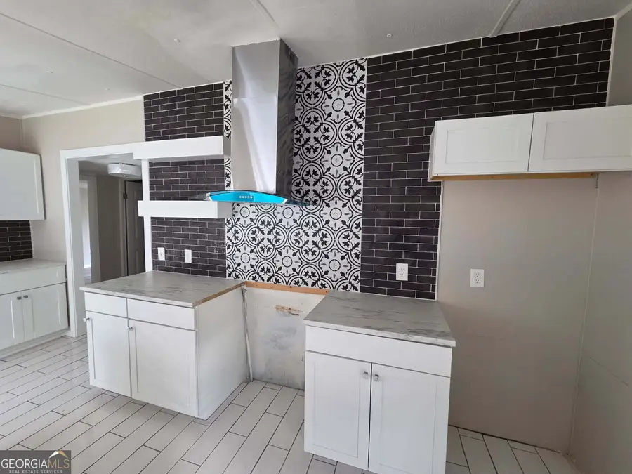 21 Club Circle, Ellenwood, GA 30294 - Image #3