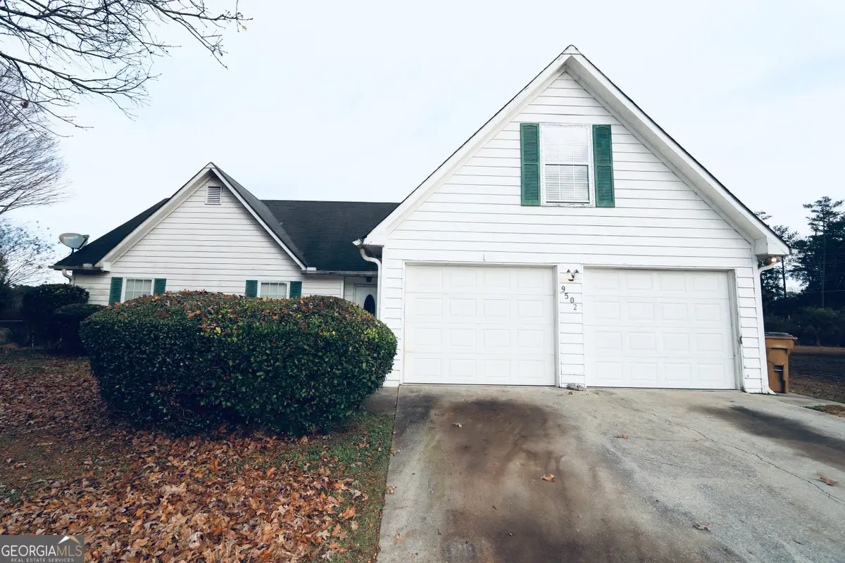 9502 Whaleys Lake Trace, Jonesboro, GA 30238 - Image #1