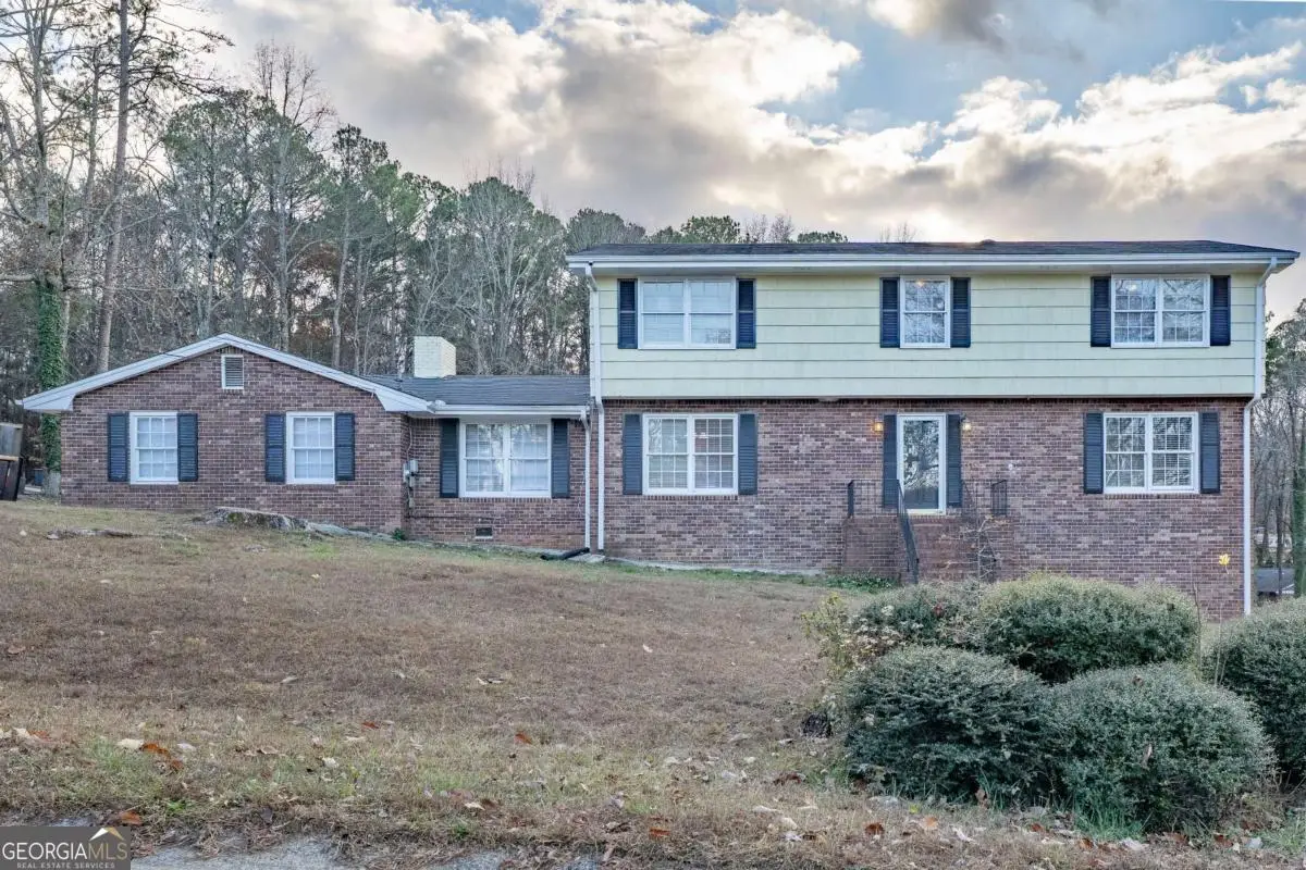 2067 Tanglewood Drive, Snellville, GA 30078 - Image #1
