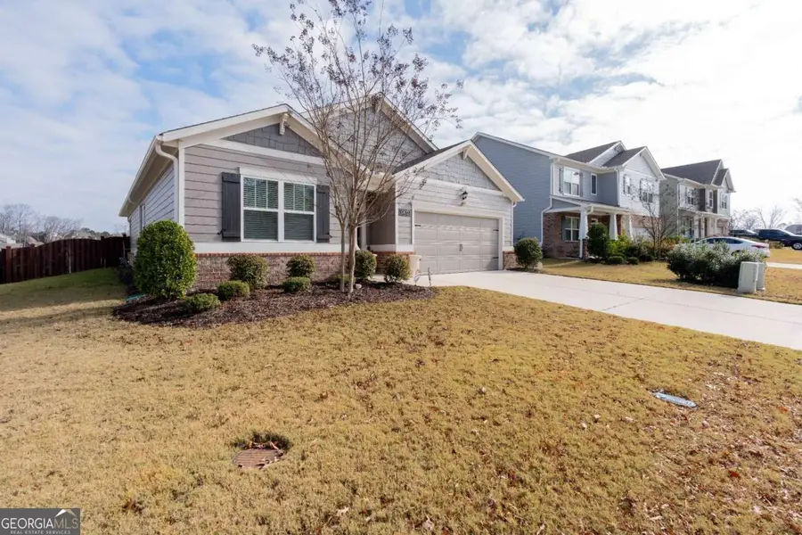 6872 Lake Overlook Lane, Flowery Branch, GA 30542 - Image #3