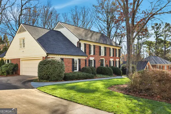 1172 Redfield Ridge, Atlanta, GA 30338