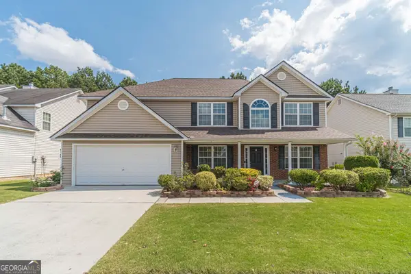 4523 Grove Lake Street, Loganville, GA 30052