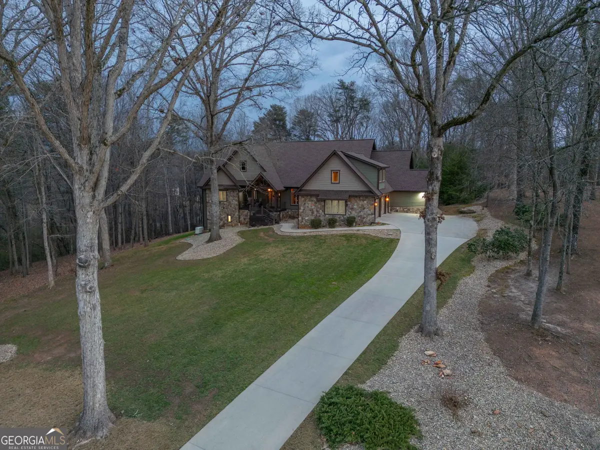 712 Meadow Run Court, Clarkesville, GA 30523 - Image #1