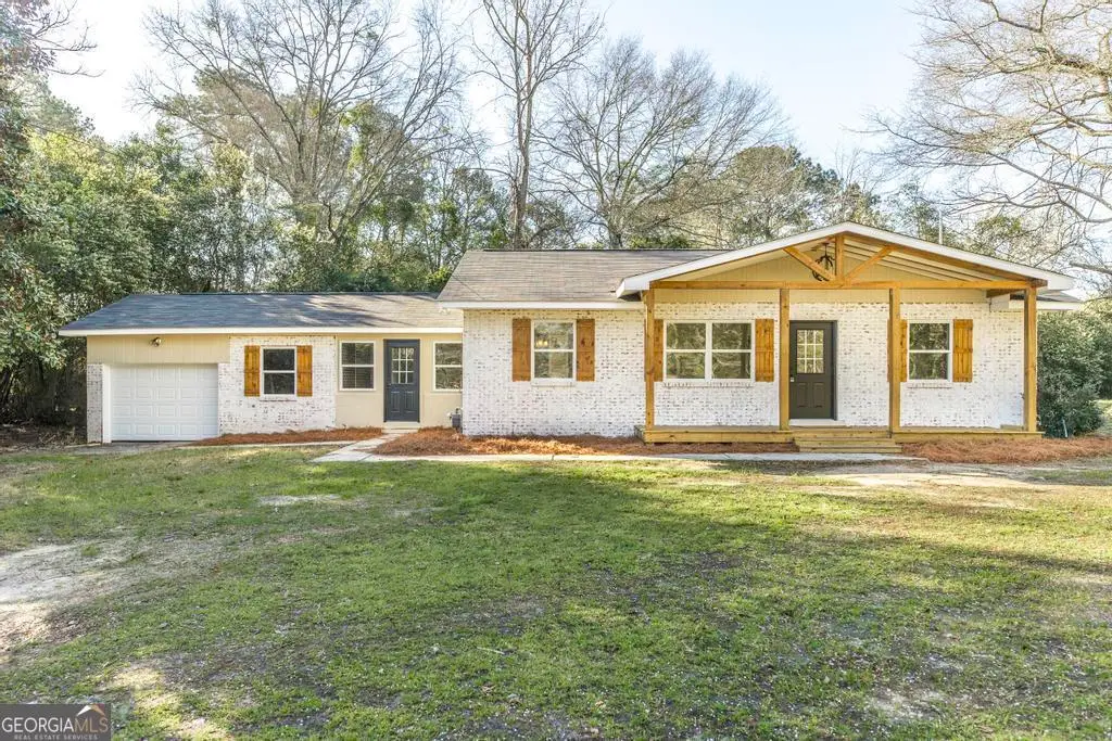 305 Broad Street, Hawkinsville, GA 31036 - Image #1