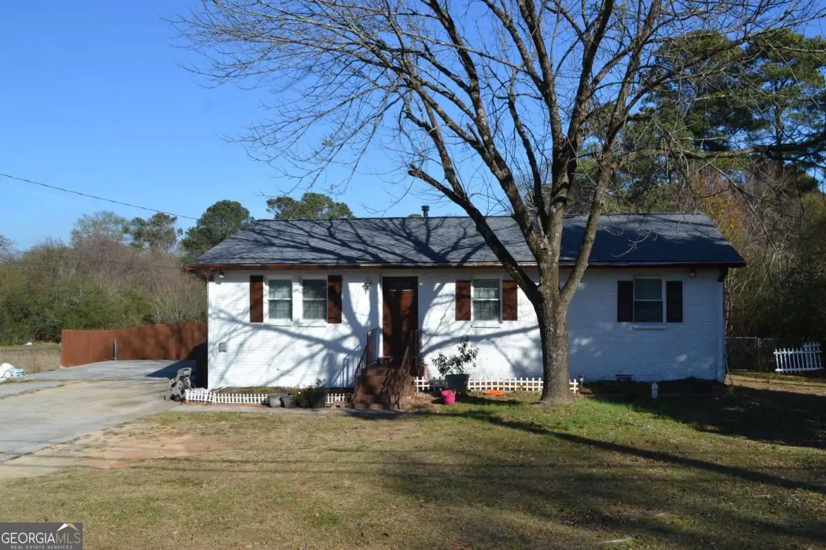 555 Lee Byrd Road, Loganville, GA 30052 - Image #1
