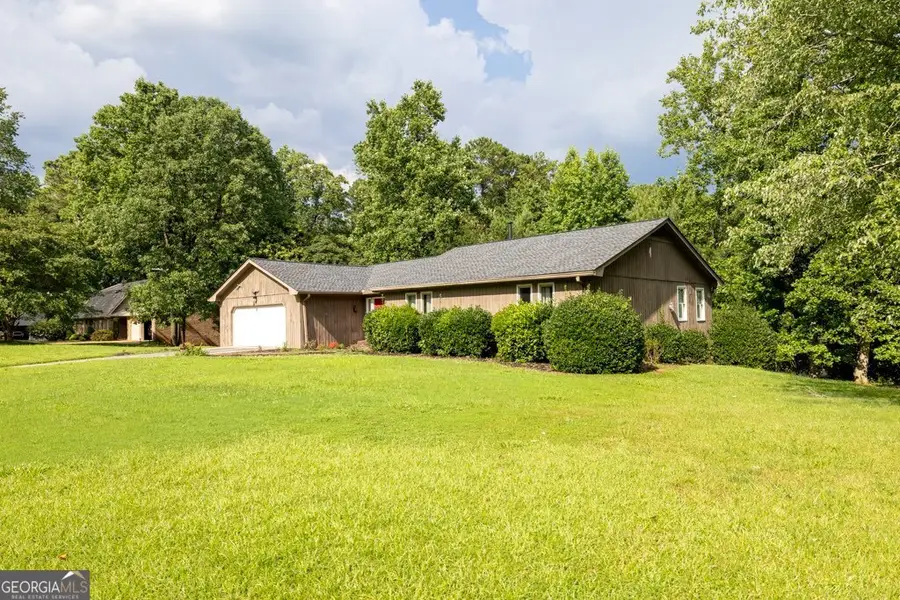 1382 Huntingford Drive, Marietta, GA 30068 - Image #3
