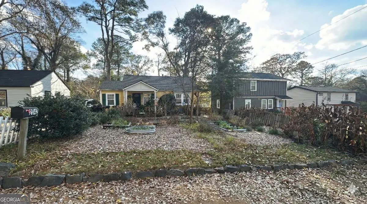 2042 Arlington Circle Nw, Atlanta, GA 30318 - Image #1