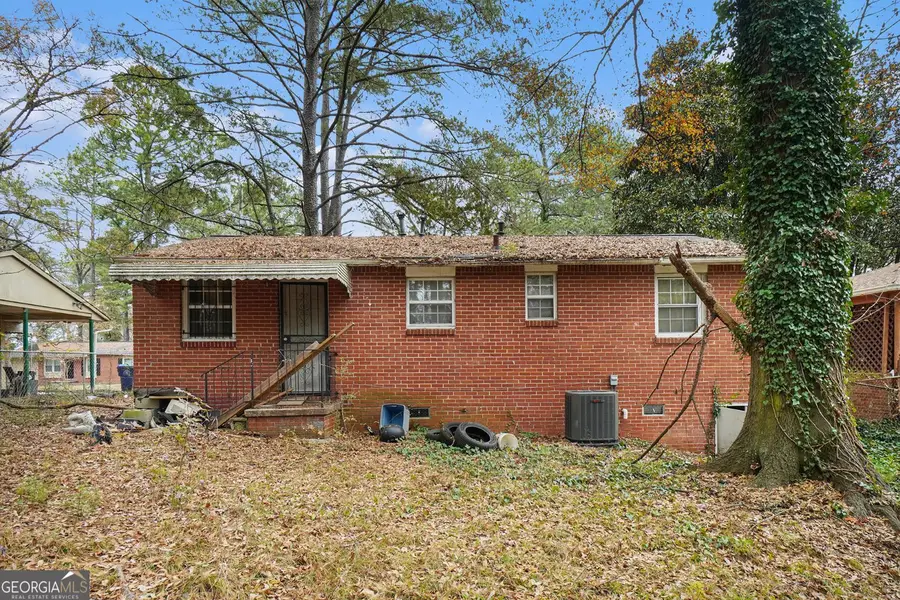 818 Bonneville Terrace Nw, Atlanta, GA 30331 - Image #3