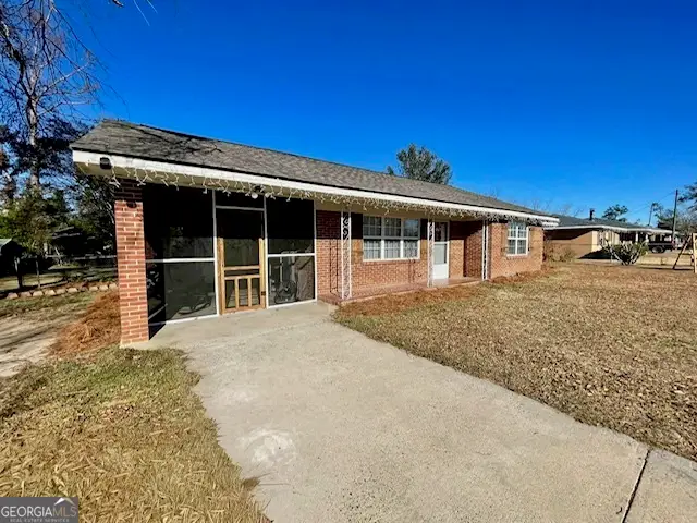 64 Lakeside Dr, Hazlehurst, GA 31539 - Image #3